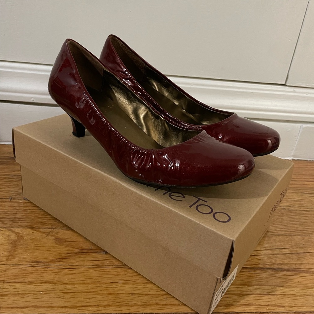 Me Too Winoma pump - 8.5